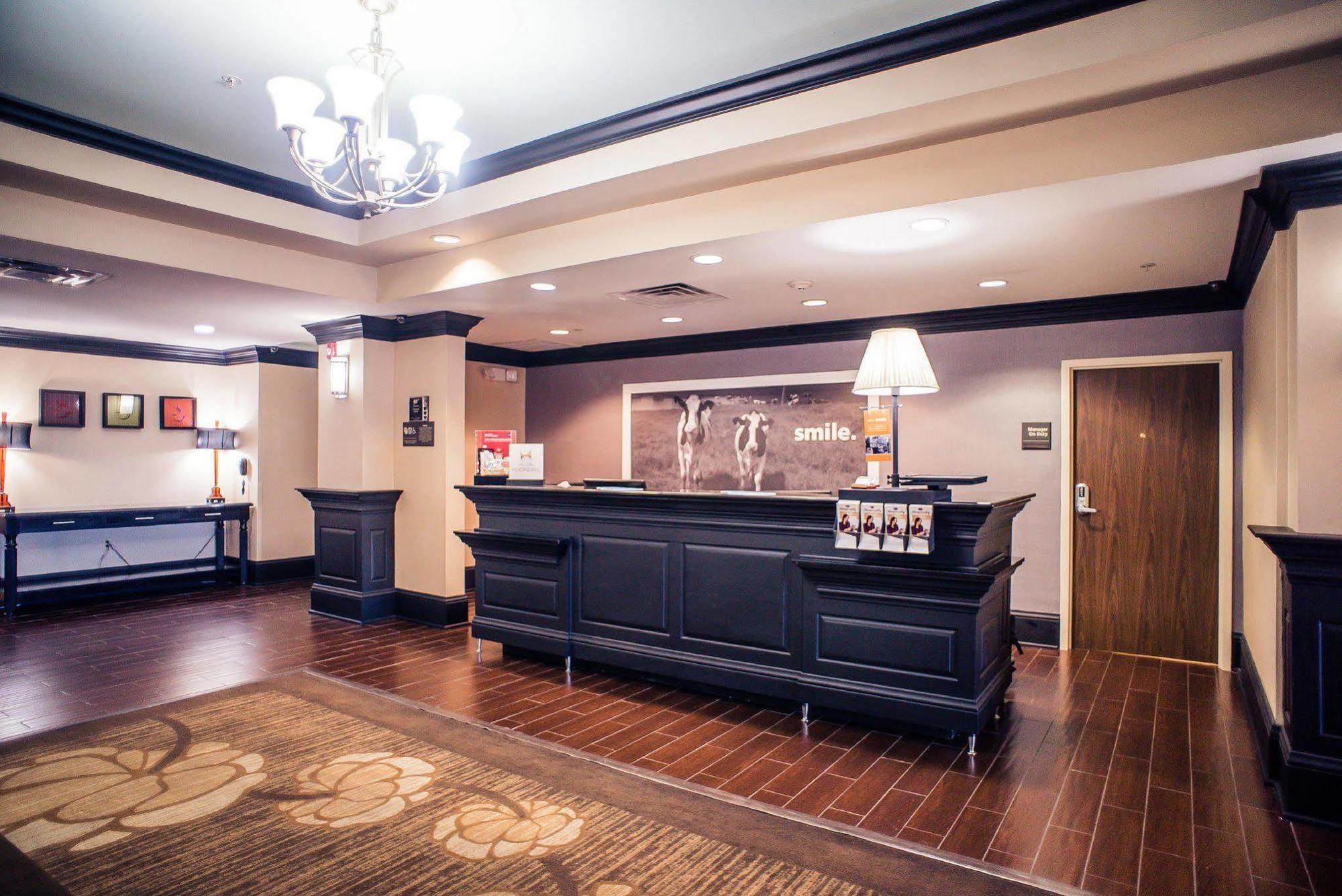 Hampton Inn - Monticello Eksteriør billede